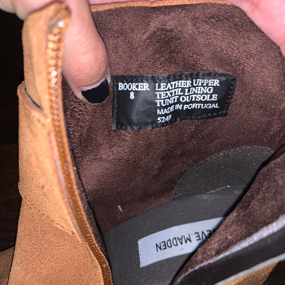 New Steve Madden booker suede ankle booties - Picture 7 of 7